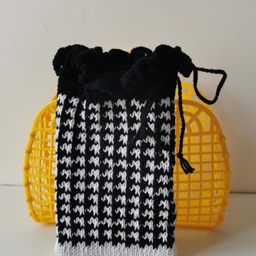 Hendaia pouch