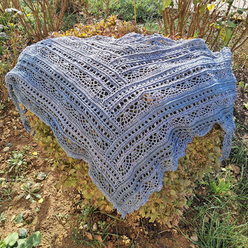 Triangular Scarf "Adrasteia"