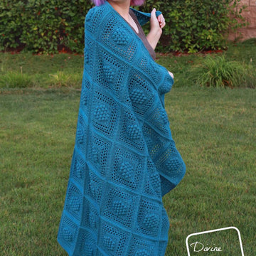 Winterberry Throw