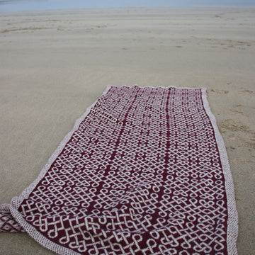 Jacobite Queen Wrap