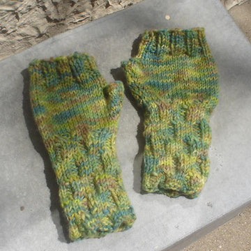 Honeycomb Fingerless Gloves