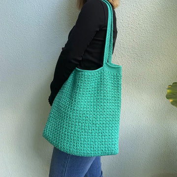 Laura tote bag