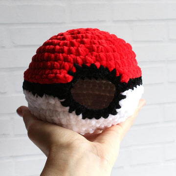 Pokeball gecko hide House
