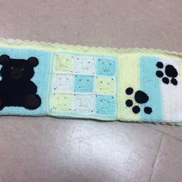 PAWSitively unBEARably cute baby blanket pattern