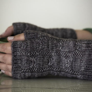 Rosebuds Mittens