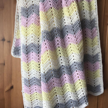 Easy Chevron Blanket