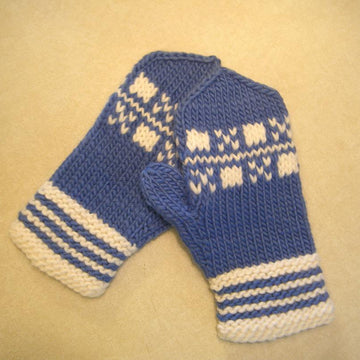 Latvian Boxes Mittens