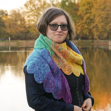Macaw wings shawl