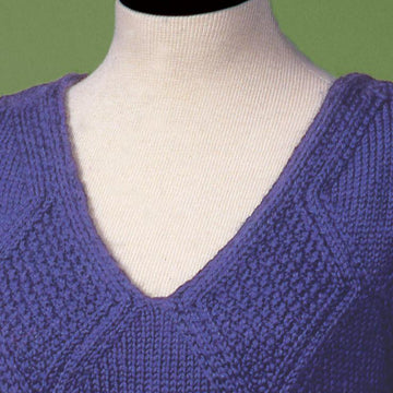 Moss and Diamond V-Neck Pullover 128