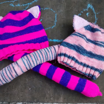 Head and Tails Cat and Kitten Set