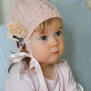 Rose cable hat