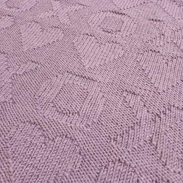Hearts and hugs blanket