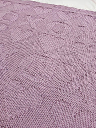 Hearts and hugs blanket