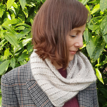 Lazy Lace Cowl