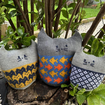 Sweater Cats