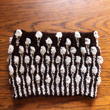 Nyoki-nyoki cowl