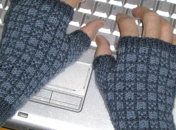Checkmate Fingerless Mitts