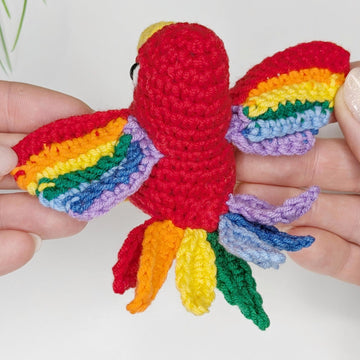 Parrot Crochet Pattern, Easy Crochet Amigurumi Bird Pattern