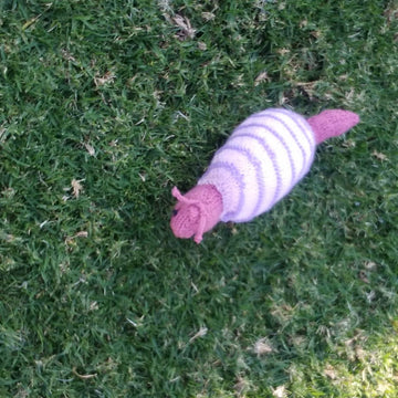 Knitted snail