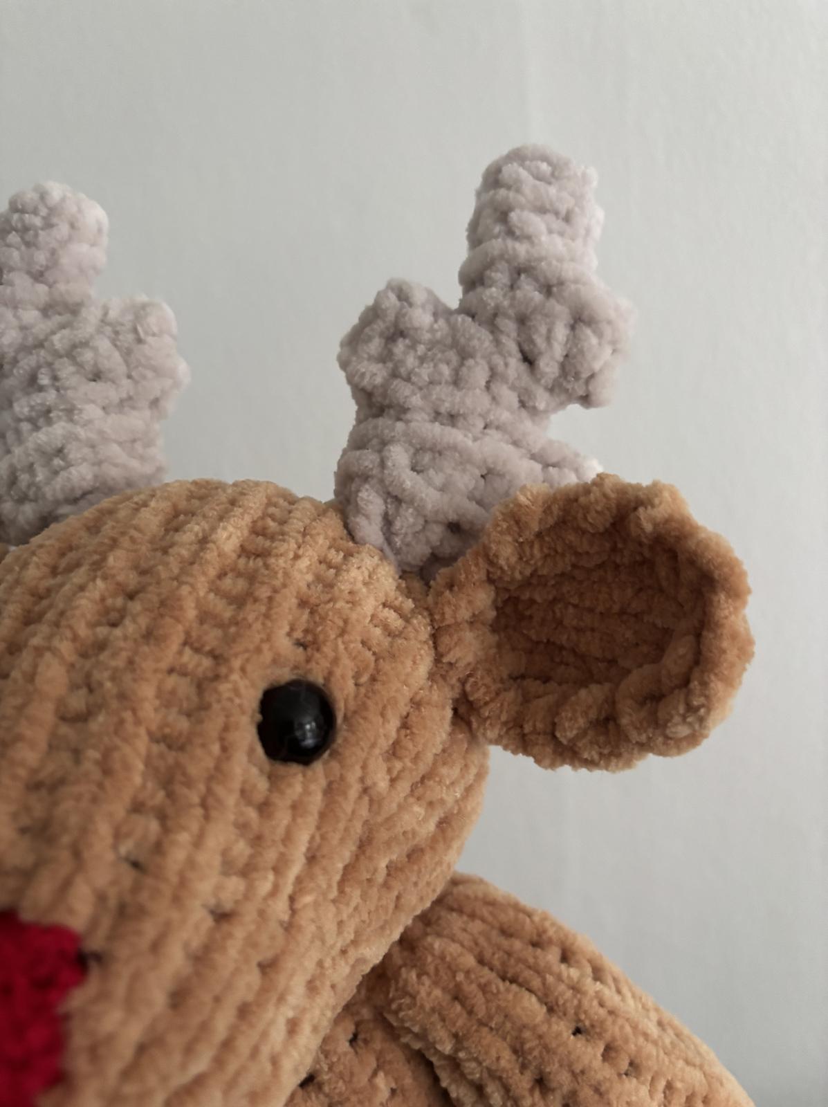 Reindeer Plushie