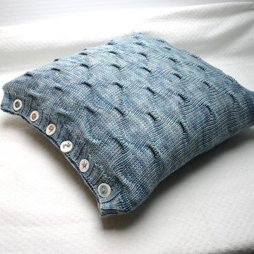 Saturnus Cushions
