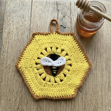 Honeybee Hot Pad