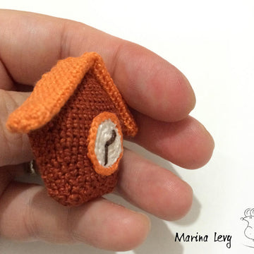 Wall Clock Amigurumi