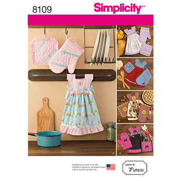 Simplicity Towel Dresses, Pot Holders and Oven Mitts 8109 - Paper Pattern, Size OS (ONE SIZE)