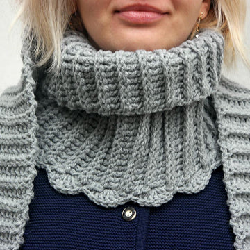 Long & Narrow Crochet Pattern in English and German