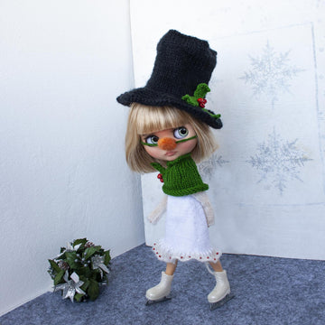 Snowman hat for Blythe
