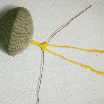 Knitting pattern for a cute frog toy, knitted plush frog, art frog doll