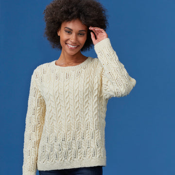 Sandpoint Pullover - Sweater Knitting Pattern For Women in Tahki Yarns Classic Superwash by Tahki Yarns