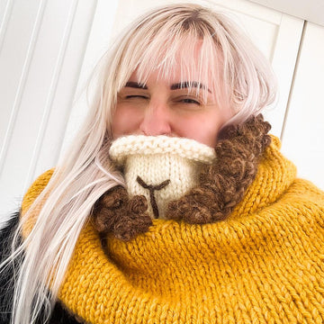 Leon lion hooded cowl