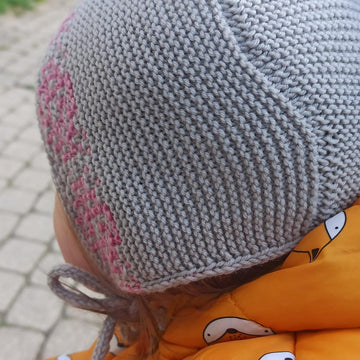 Salmene baby bonnet