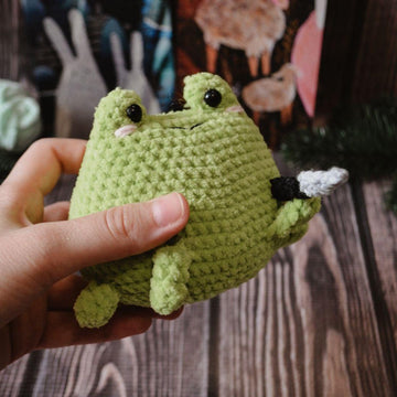 Plush meme knife frog