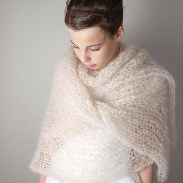 Light knit stole mohair