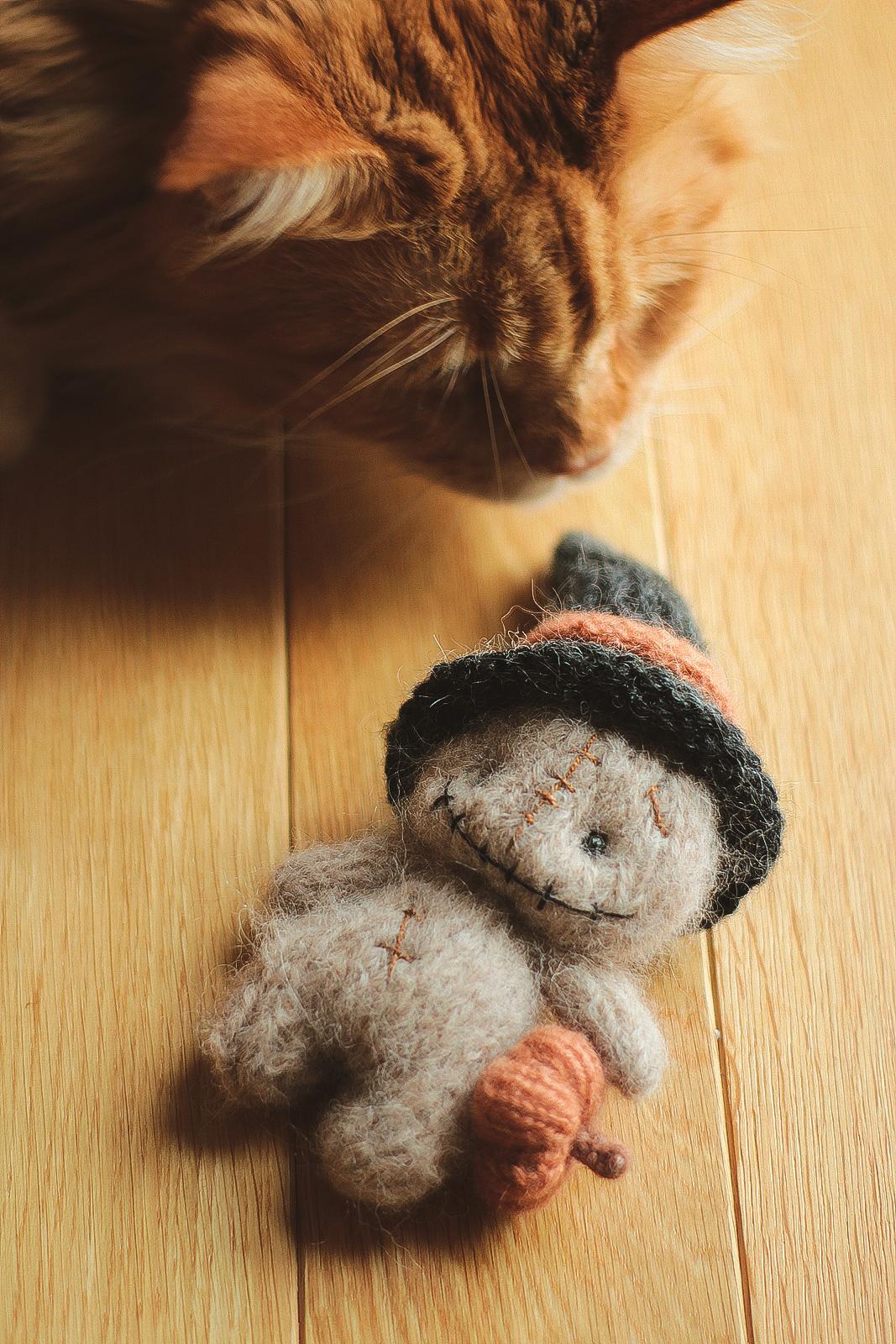Halloween Witch Doll Knitting Pattern, Knitted stuffed spooky monster PDF