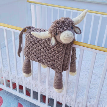 3in1 Highland Cow Folding Baby Blanket