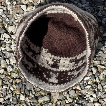 Katte og hjerter beanie