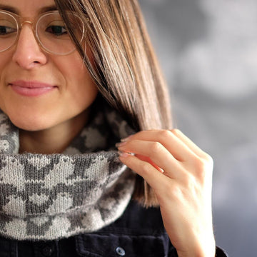 Lovebirds Cowl
