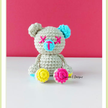 Teddy bear amigurumi keychain