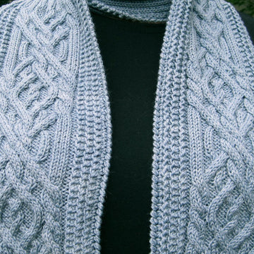 Erme Cabled Scarf