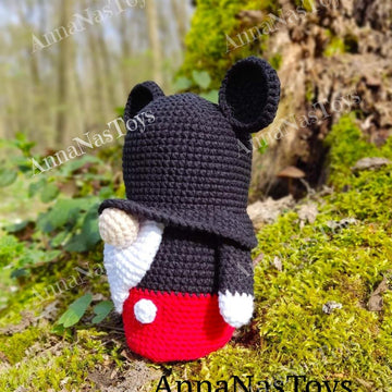 Gnome mouse boy