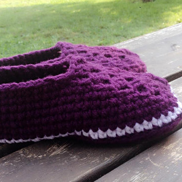 Unisex loafer house shoes