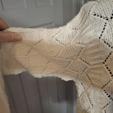 SHEILA, woollen jumper in lace pattern