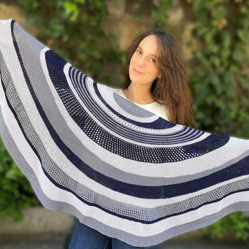 Olas Shawl