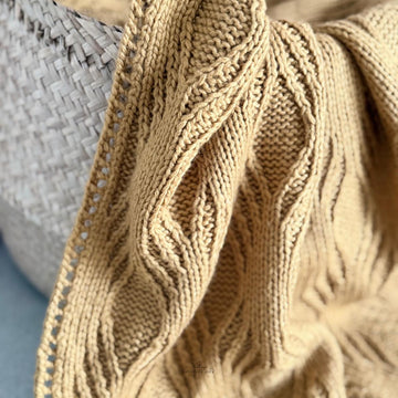 Yin Yarn Baby Blanket
