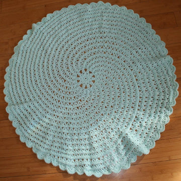 Spiral baby blanket