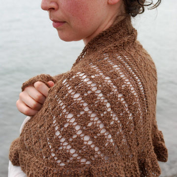Aerie Shawlette