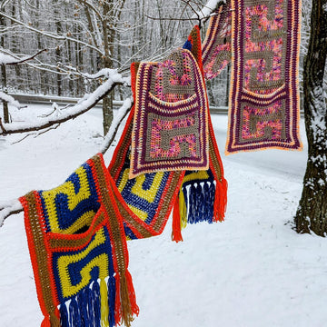 Meandros Pocket Scarf